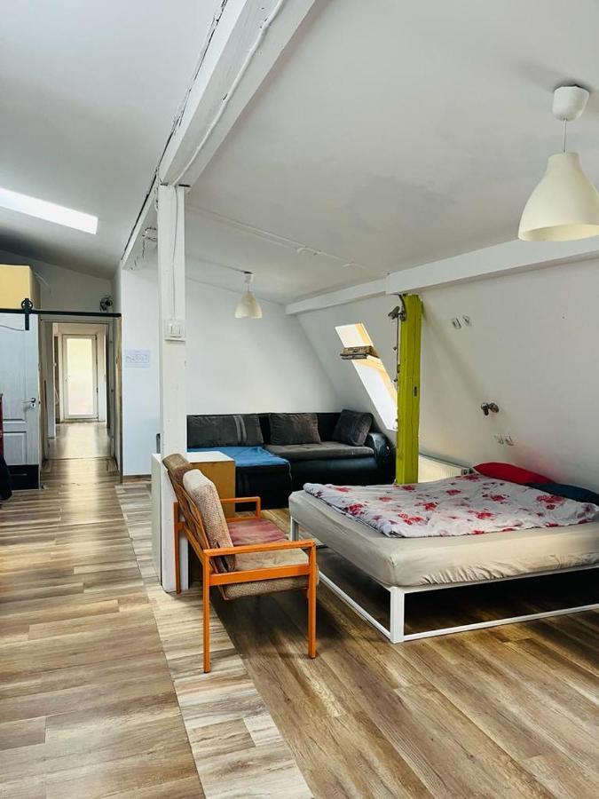 Zen Hostel Cluj-Napoca Extérieur photo
