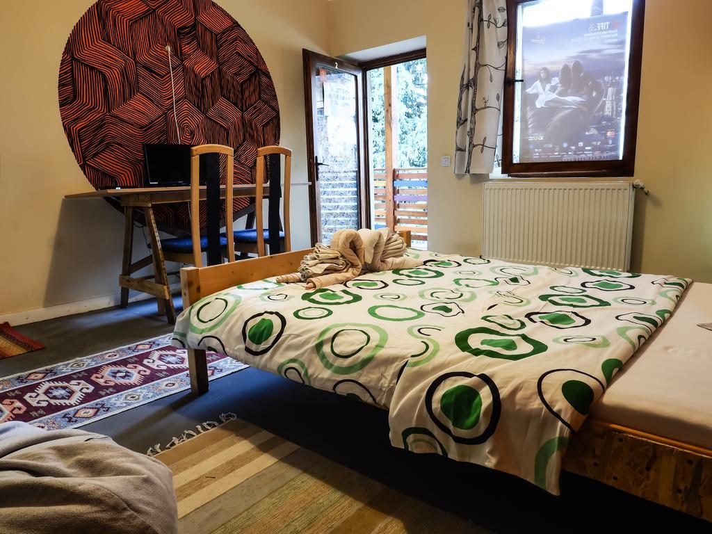 Zen Hostel Cluj-Napoca Extérieur photo