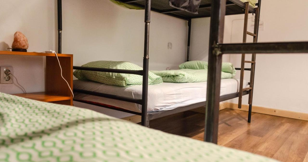 Zen Hostel Cluj-Napoca Extérieur photo